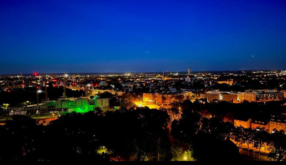 Suite-Xxi City View Hotelturm Augsburg Ngoại thất bức ảnh
